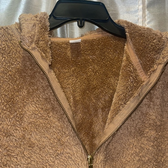 Pullover - Picture 2 of 4